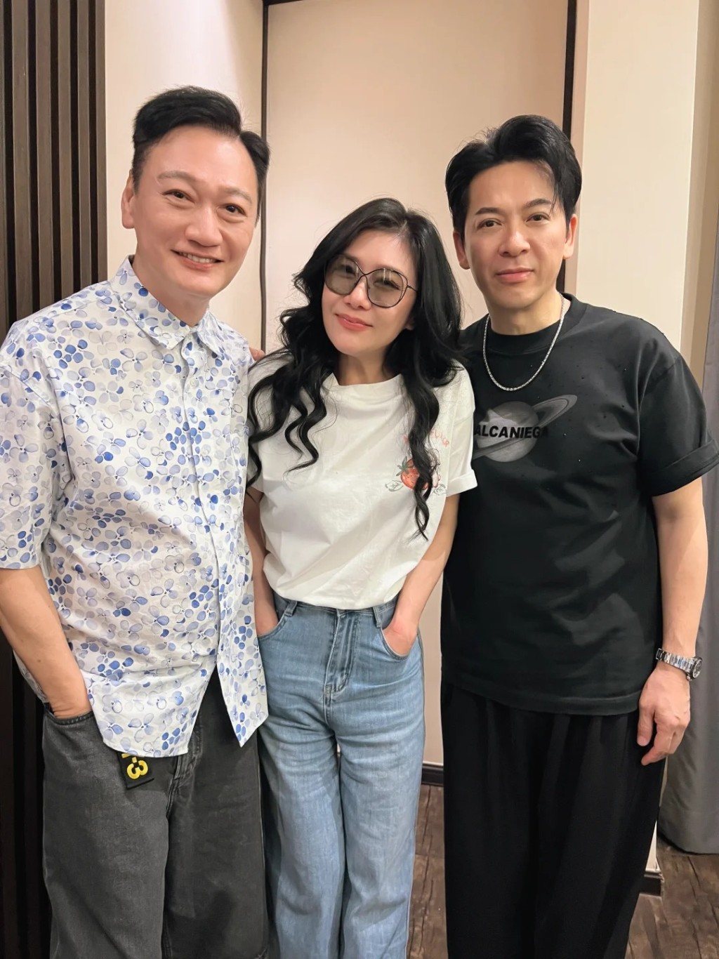 張慧儀在社交平台分享與郭政鴻、陶大宇的合照,引發網民回憶。