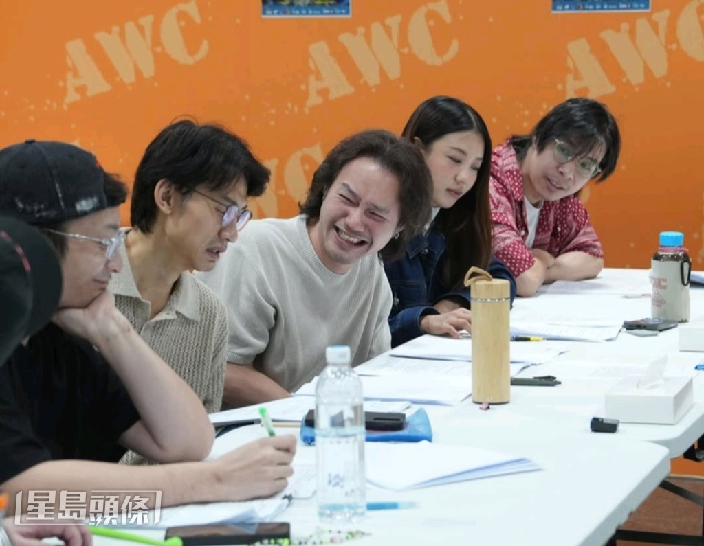 新舊演員一同圍讀，也激發出不少戲劇上的新火花。
