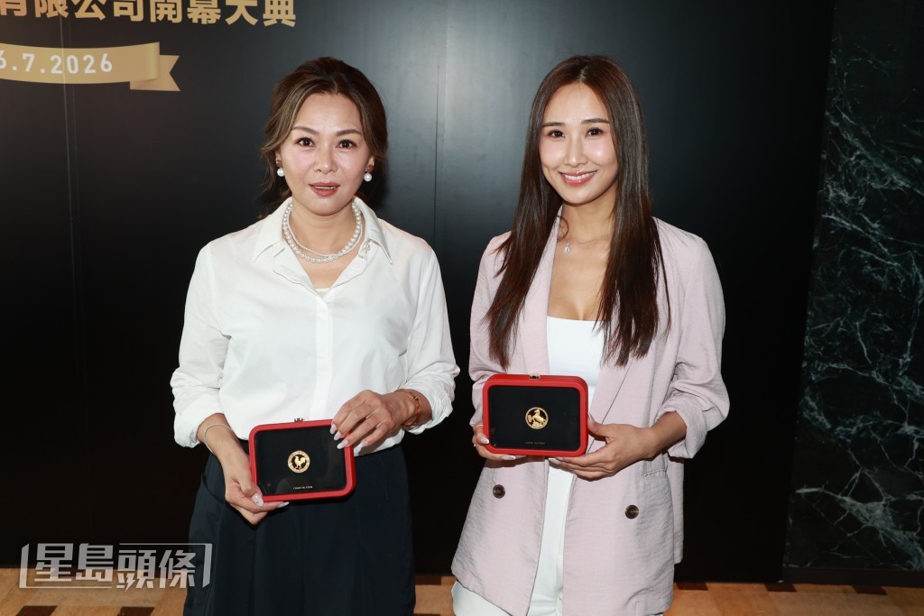 林寶玉指姚正菁很有魅力，尤其在唱歌方面。