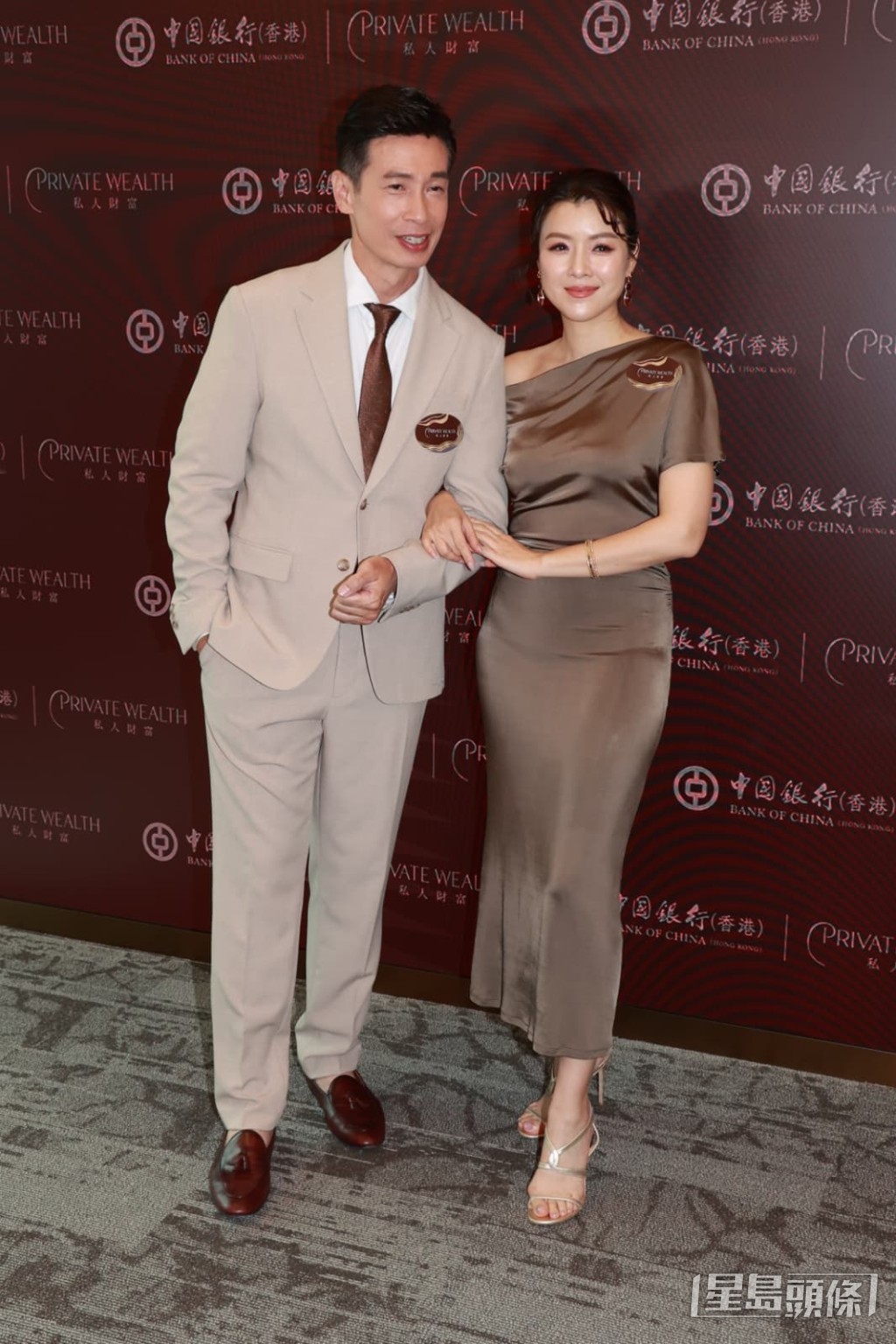 被問及是否希望老公退休,陳茵媺表示陳豪是Boss,由他決定。