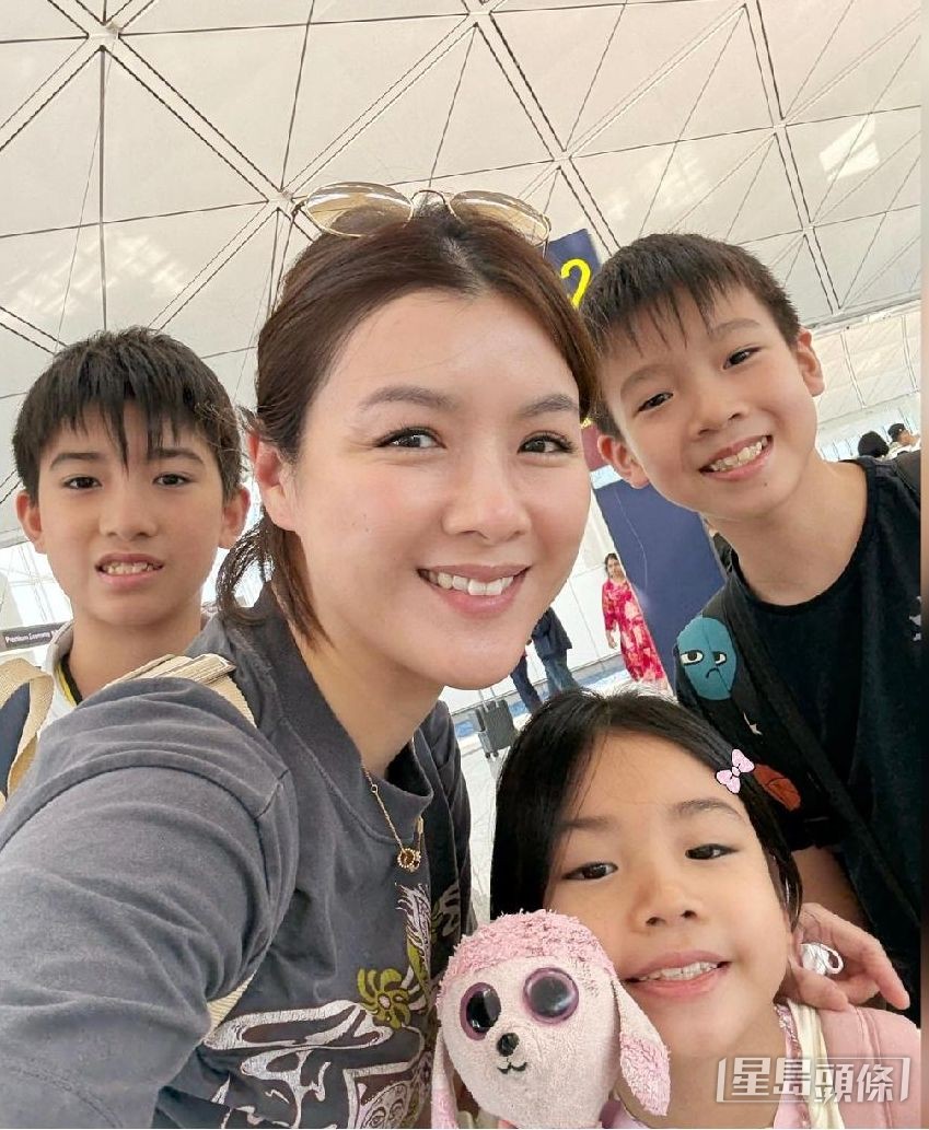 陳茵媺計劃暑假獨自帶三名子女外遊,因而被封為「Super mum」。
