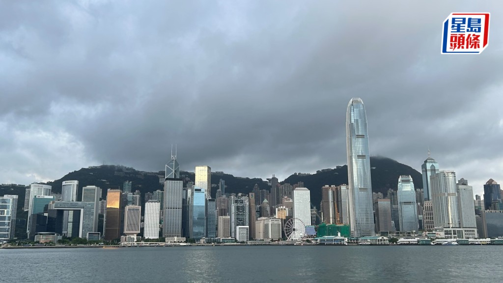 天文台晚上10時45分取消紅色暴雨警告 教育局籲學校採應變措施