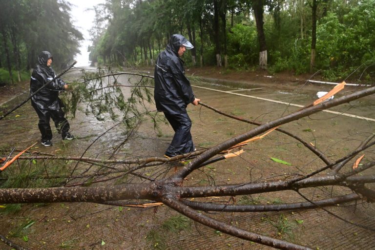 廣西暴雨致水壩決堤 數百人疏散