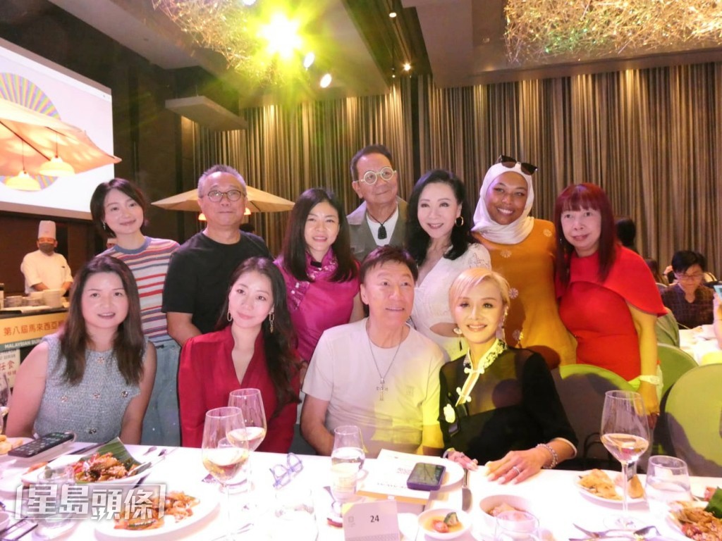 葉子楣與陳欣健私交甚篤，是認識多年的好朋友。