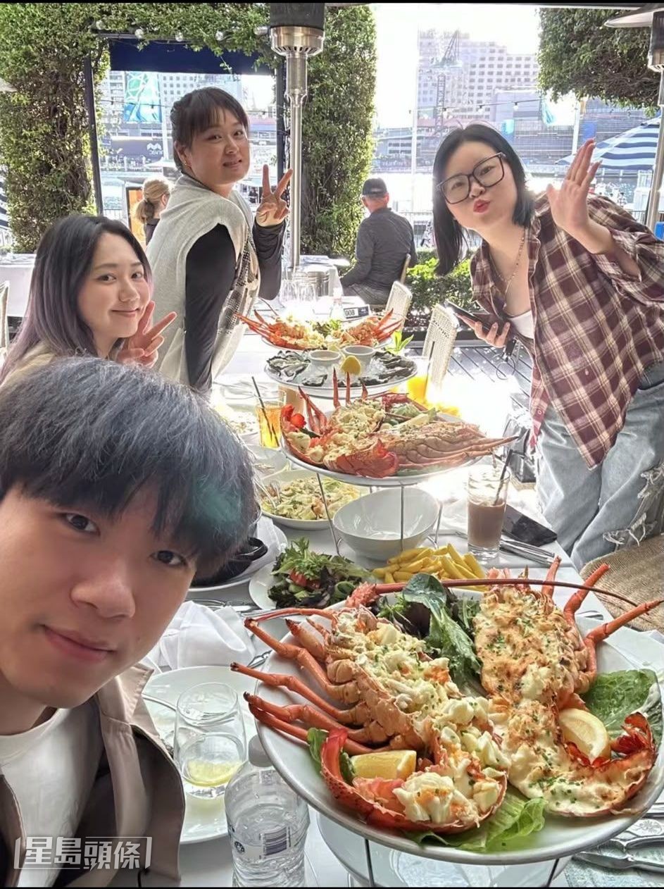團隊時常一同外出工作(前左一為細細粒)。