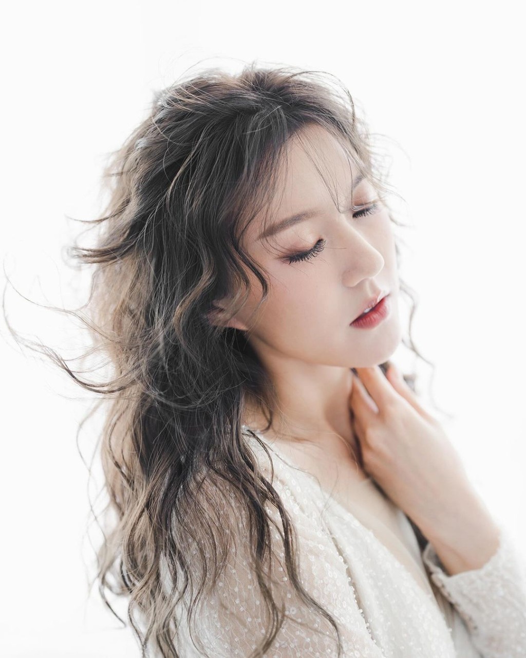 羅雪妍近年演出機會不斷,曾參演《新聞女王》、《白色強人II》、《新四十二章》等劇集。