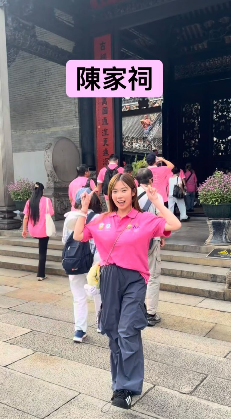 波波黃婧靈廣州校園交流 親身打波試食與中學生零距離