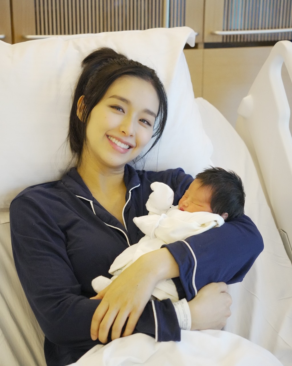 2025年7月，曾淑雅宣布女兒Serafina出世。