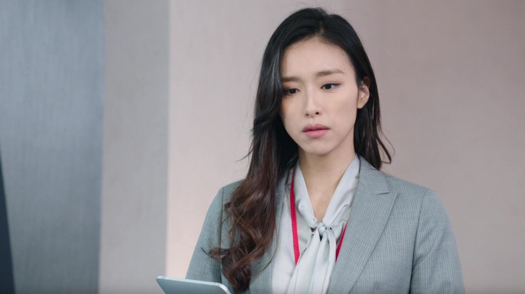 曾淑雅在《新聞女王》中飾演秘書，但觀眾若想再看她的演出，相信需要等待一段時間。