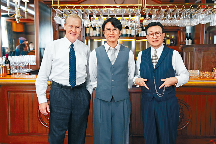 ■今次黃子華、許冠文的關係將與《破.地獄》時完全相反,攜手與伊恩格雷鬥戲。