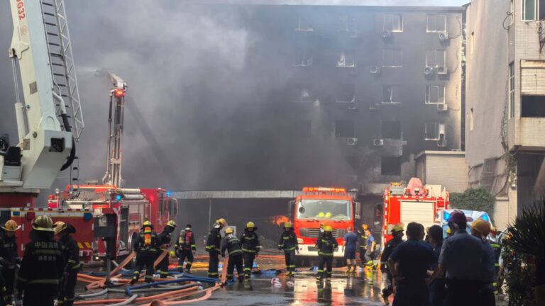 福建晉江鞋廠發生火災 官方指造成重大人員傷亡
