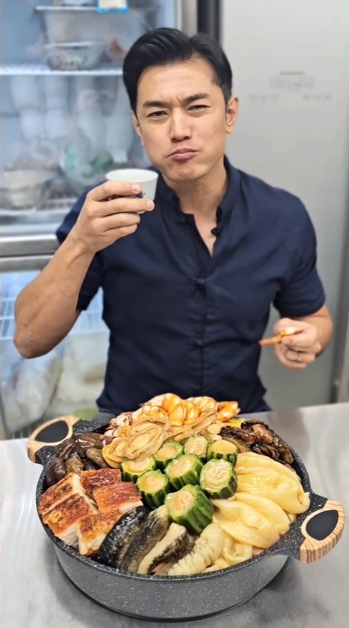 黃長興離開TVB後,轉為經營飲食生意。