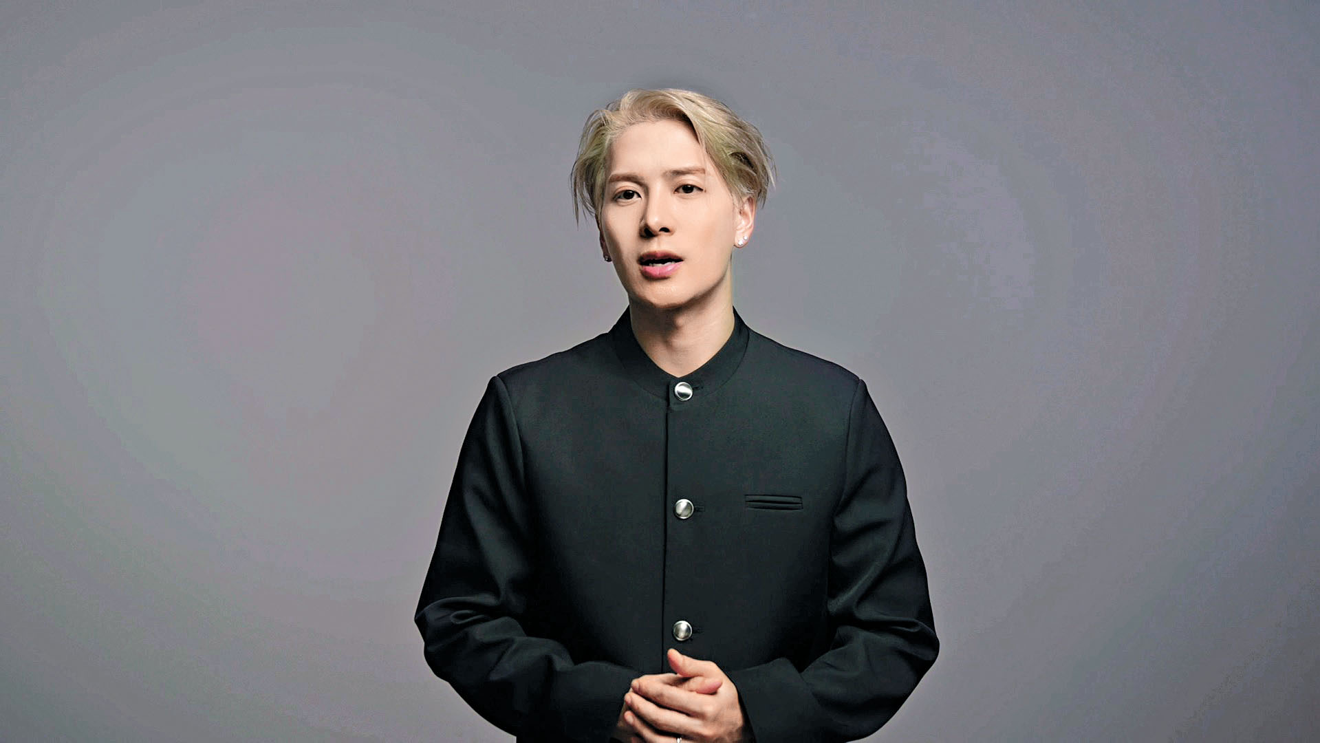 因海外行程未能到場領獎的Jackson,特別拍片致謝。