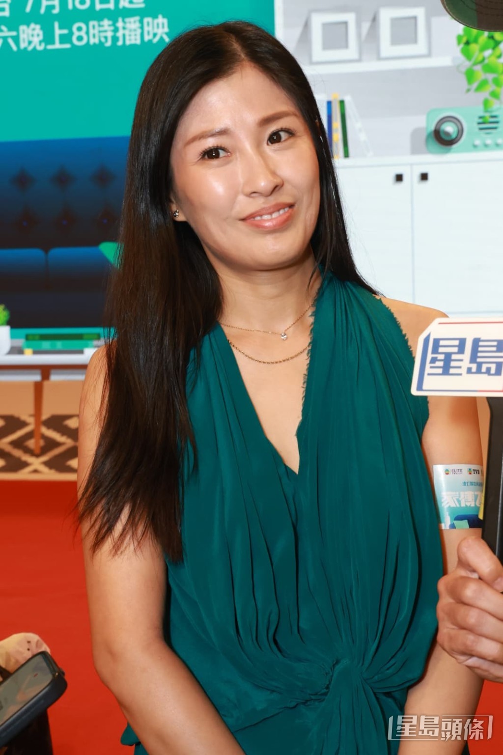 洪天明笑言兒子TJ靚仔是靠媽媽周家蔚的基因。