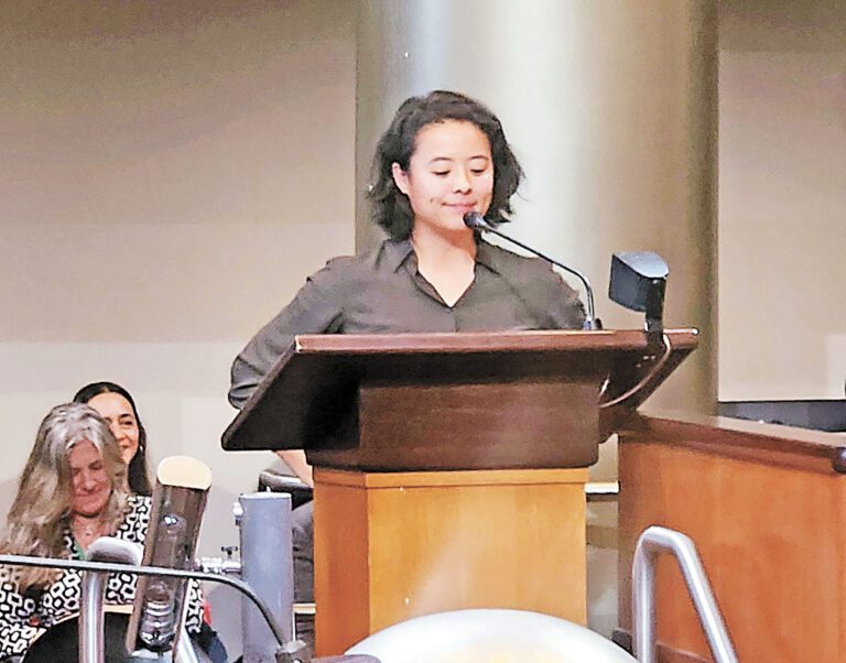 屋崙市議會一致通過王夏琳提案，把改革物業轉讓稅的提案交由選民公投。灣區城市新聞社/資料圖片