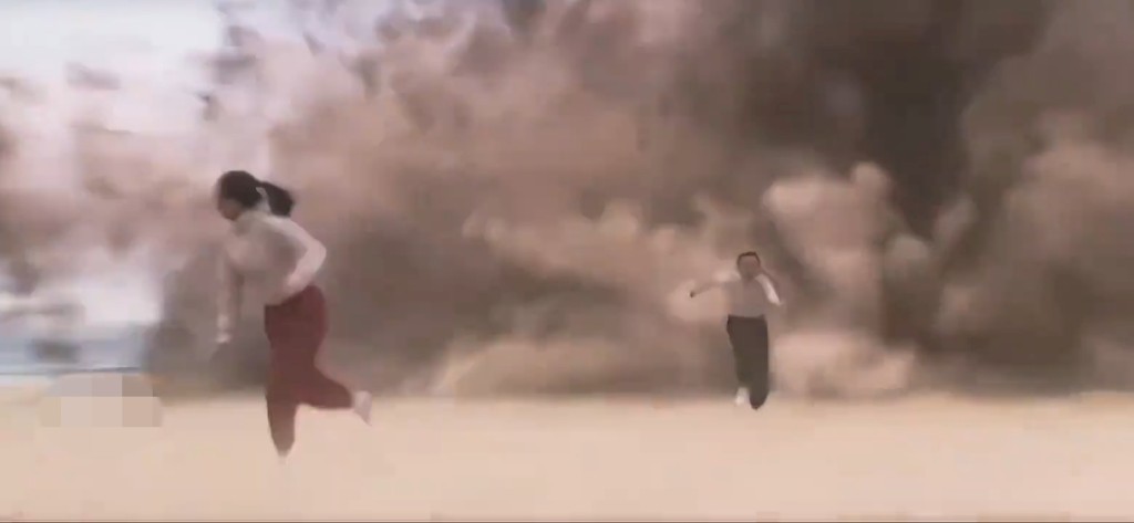 片中有飛沙走石的震撼特技畫面。