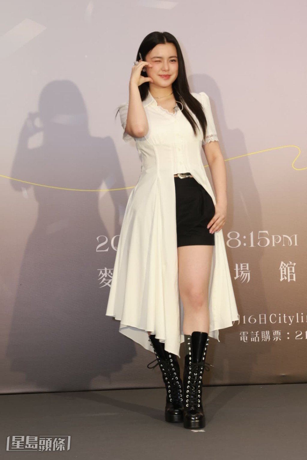 她表示前三次演出都在麥花臣,第四次能在該場地開個人演唱會感覺神奇和圓滿。