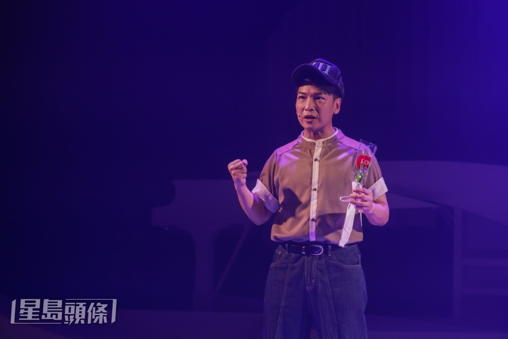 劇情橫跨中學時期的搞笑曖昧,以至夫妻相處的摩擦誤會。