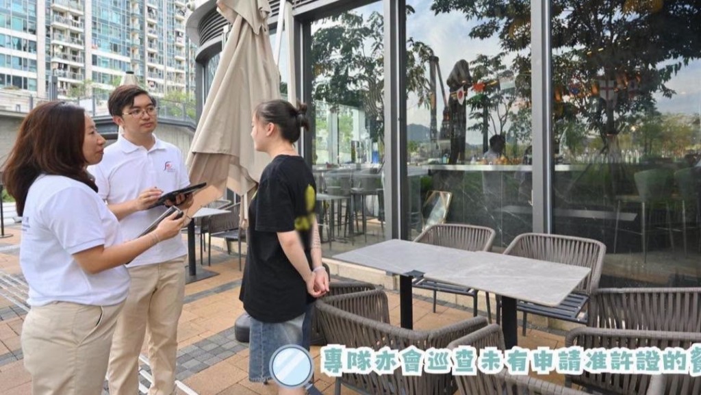 食環署巡查非寵物友善食肆 發現違規情況並發出警告