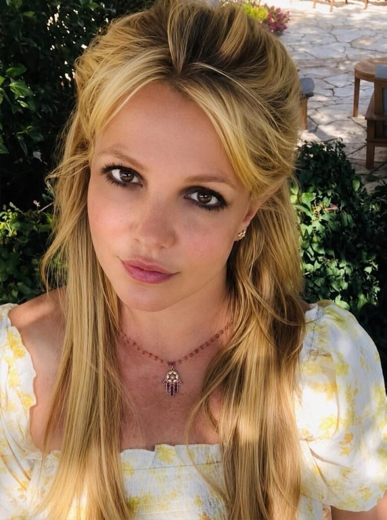 Britney Spears 公路天窗舉動再引關注 親撰長文剖白心境