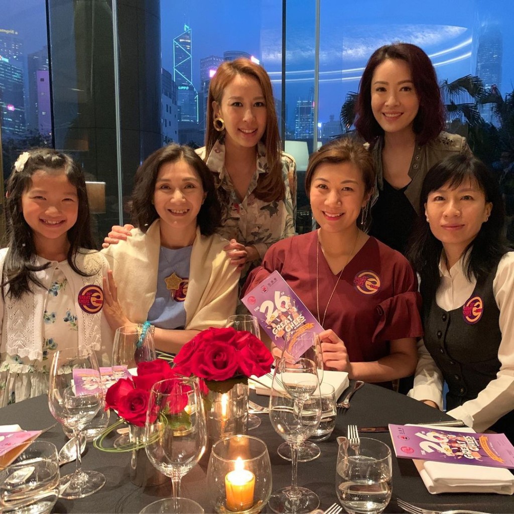 向海嵐與慧妍雅集的其他成員一直保持聯絡。