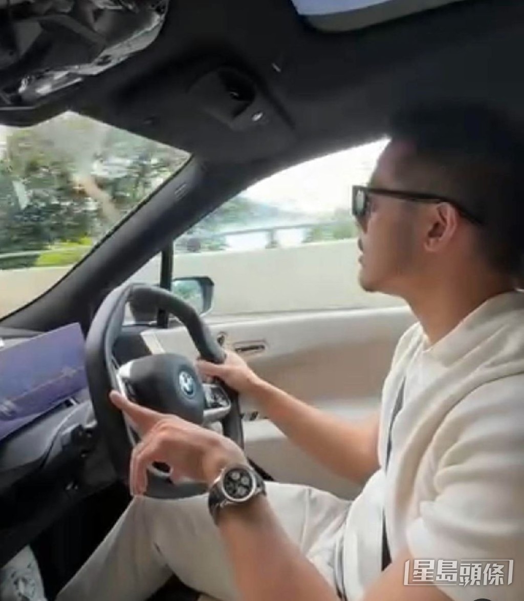 沈震軒過去曾擔任網約車司機。