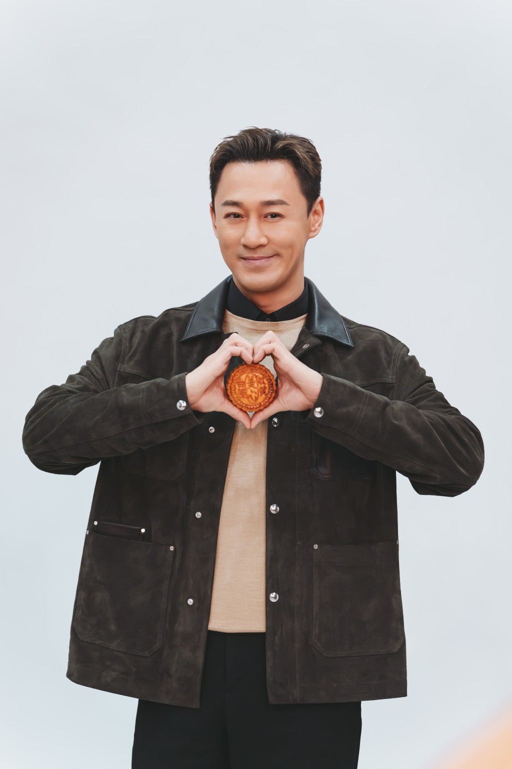 他表示中秋佳節最緊要的是一家團圓。