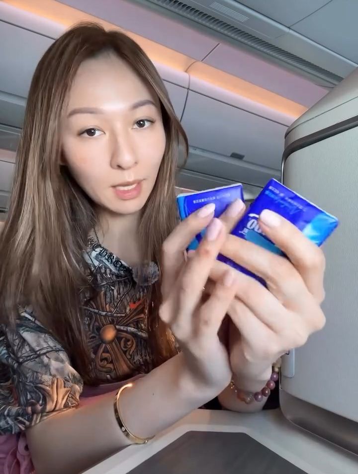 林鈺洧仲有帶紙巾。