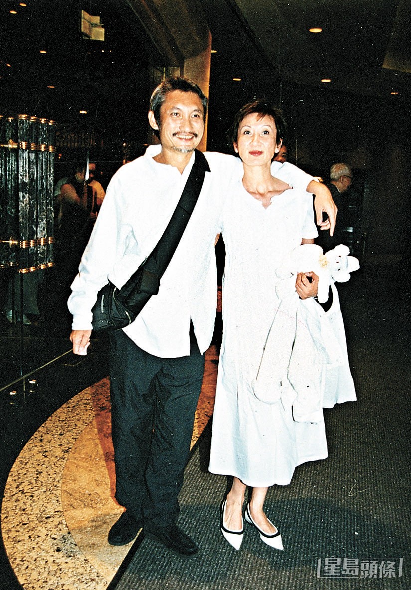 施南生與名導徐克被譽為「影壇神鵰俠侶」，卻於2014年宣佈已經離婚。