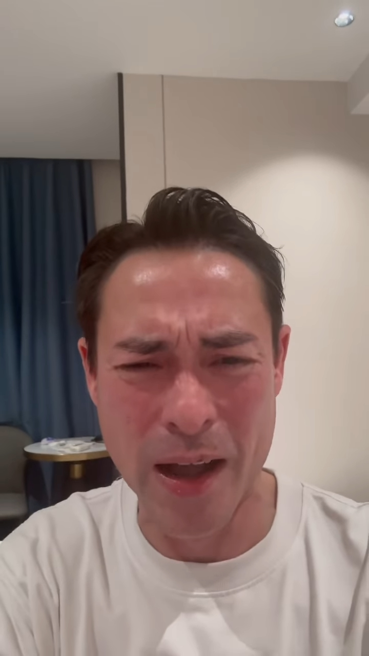 海俊傑在直播中談及太太病情時激動落淚。