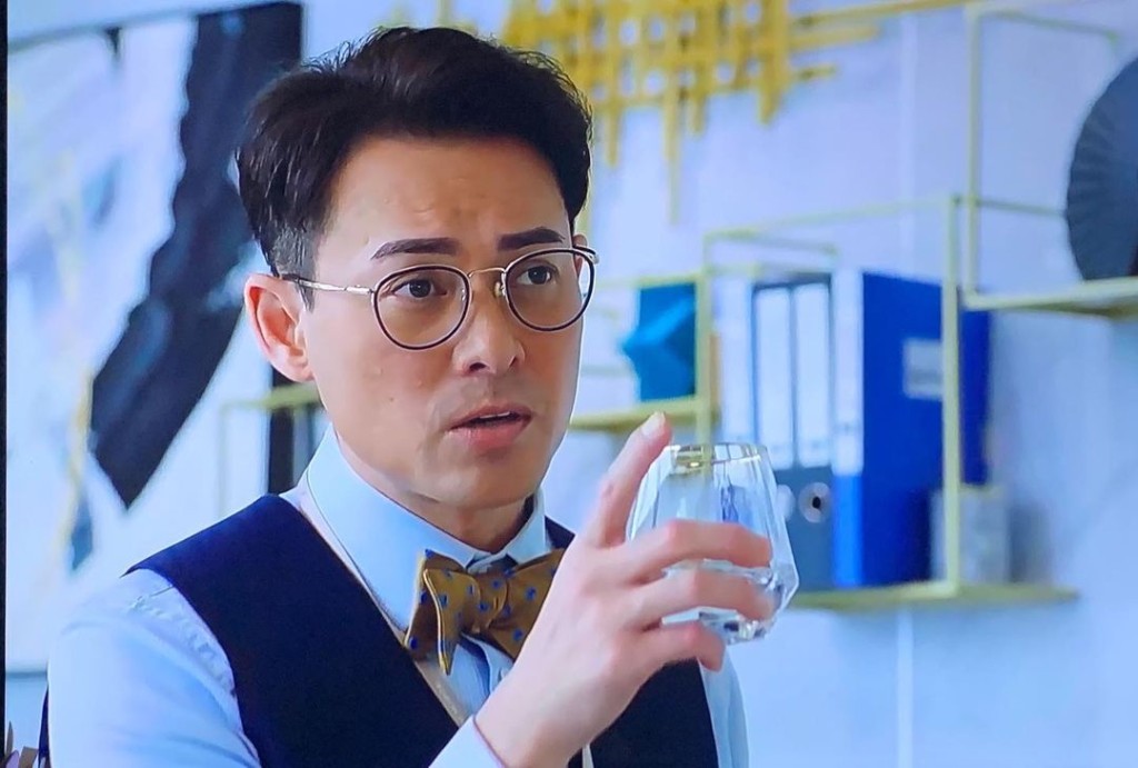 海俊傑經常飾演奸角。