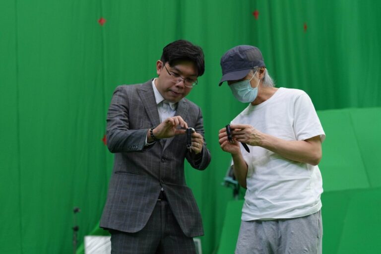 萬希泉沈慧林聯乘《功夫女足》 推出聯名腕表 周星馳親自參與設計