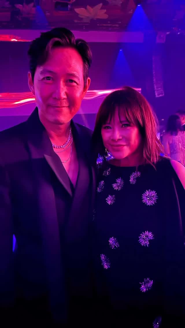 榮文蔚過往曾與韓國影星李政宰合照。