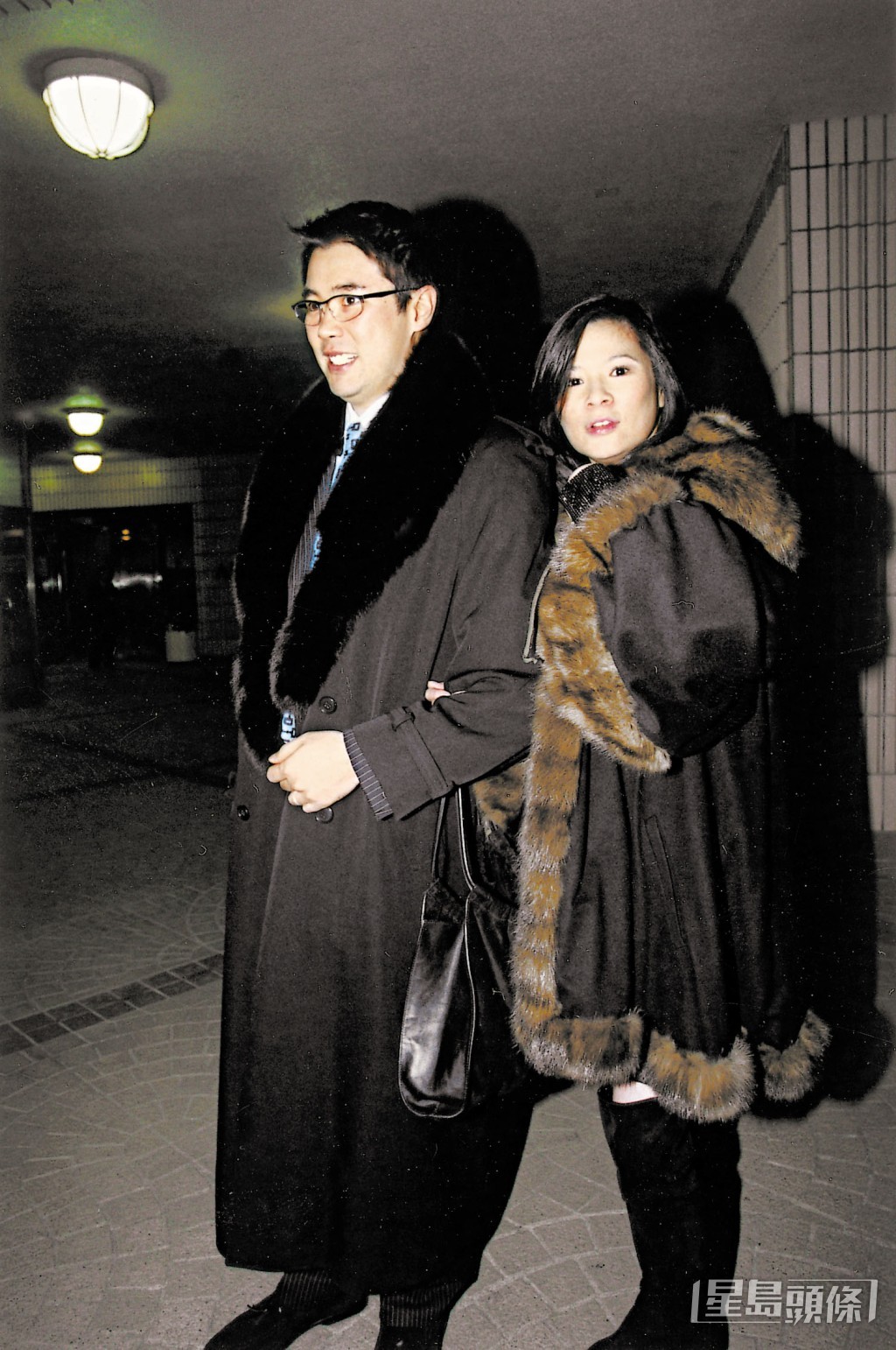 榮文蔚過往經常與富商前夫阮偉文一同出席活動。