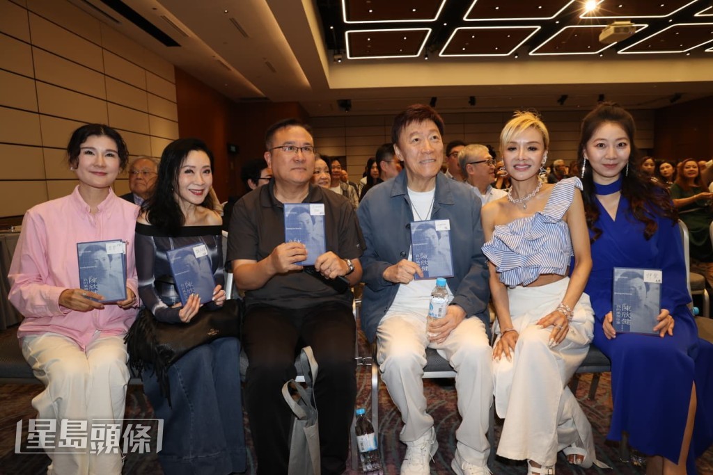 葉子楣與魏秋樺等藝人亦有現身書展。