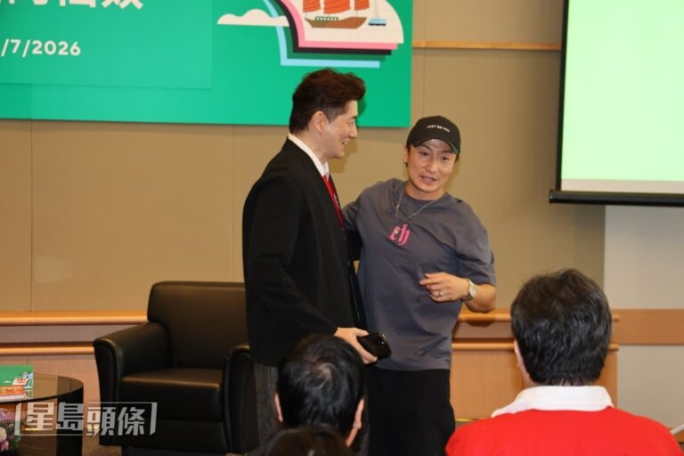 袁文傑新書獲張景淳方力申捧場 分享球迷互動情誼與《愛·回家》結局不捨