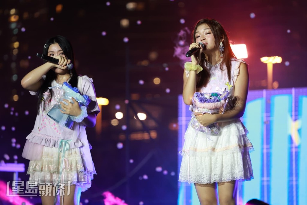 XiX接連跳唱歌曲《SiS》與《你唔明㗎喇》。