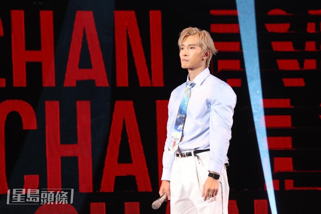 演唱會尾聲,陳柏宇感謝家人和觀眾支持。