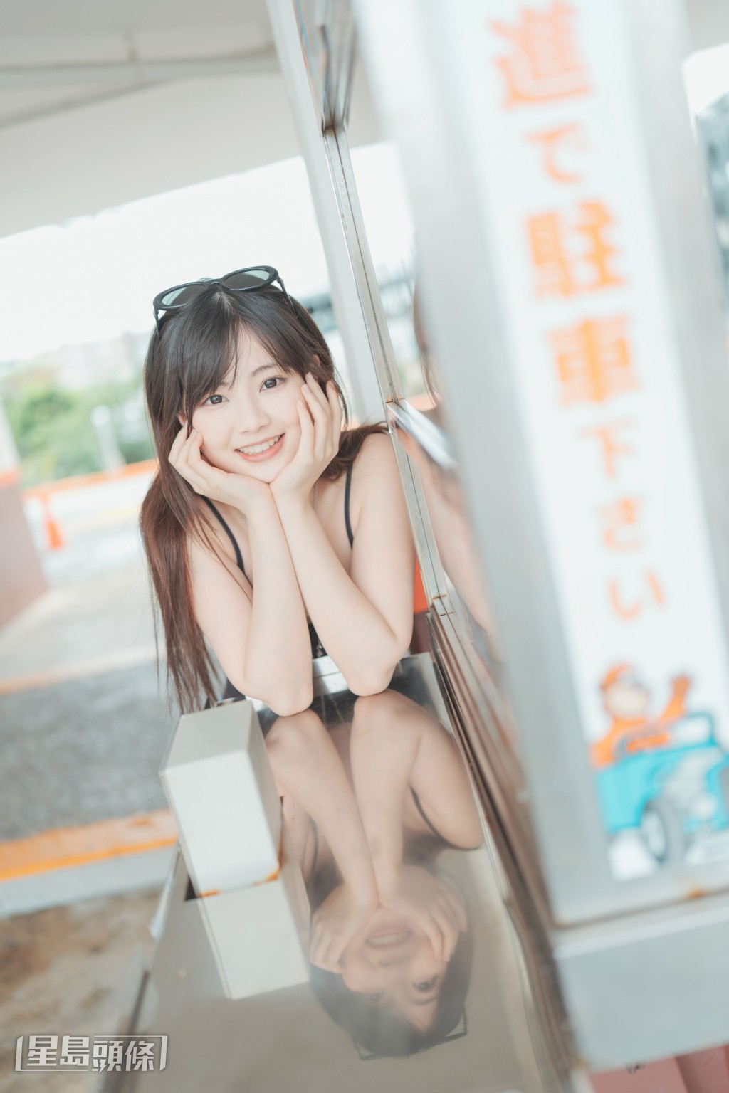 Miu認為拍寫真要與鏡頭互動說故事,因此為每個造型設計了不同的動作。