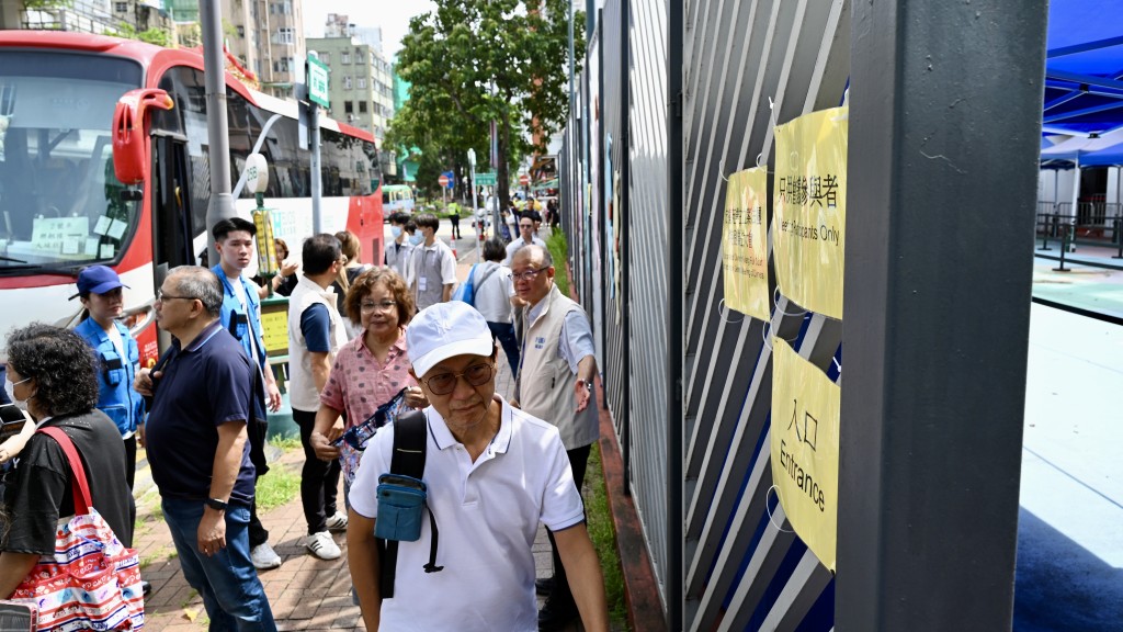 宏福苑業主大會聚焦保險索償進度 合安匯報逾億大維修退款