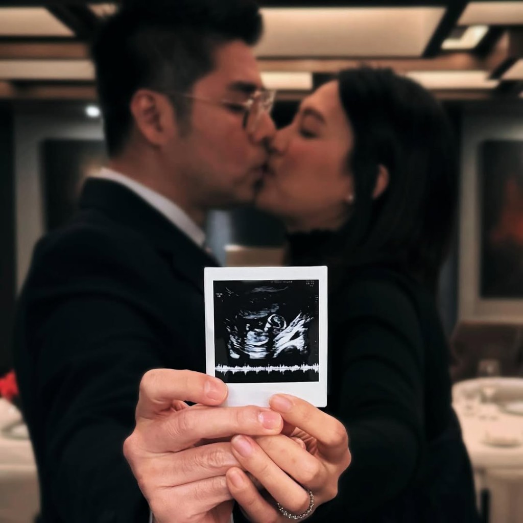 姜文杰與太太在2025年11月宣布喜訊,結婚三年後迎來愛情結晶。