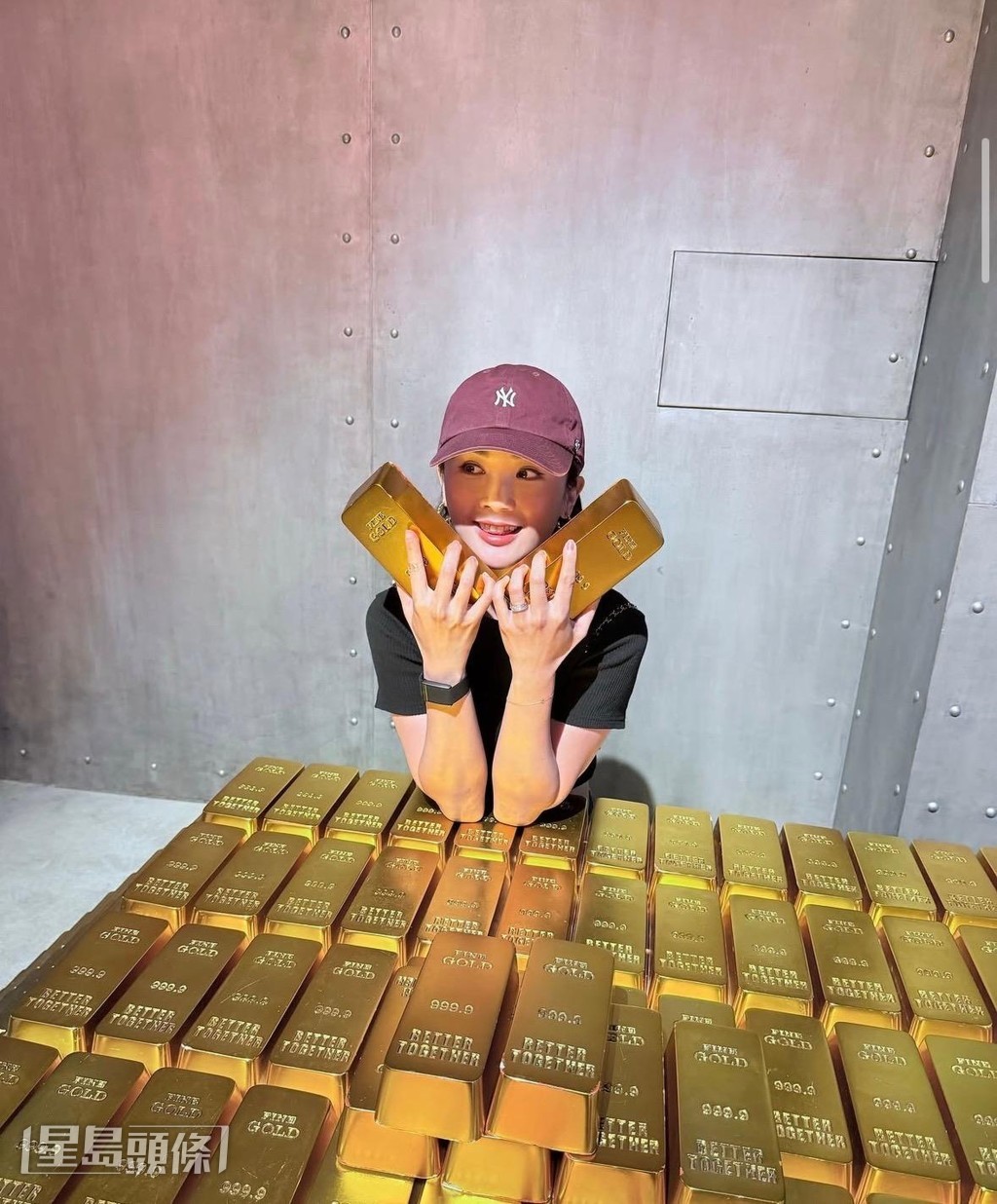 蔡卓妍連續兩年都在展覽開幕後率先到場參觀體驗。