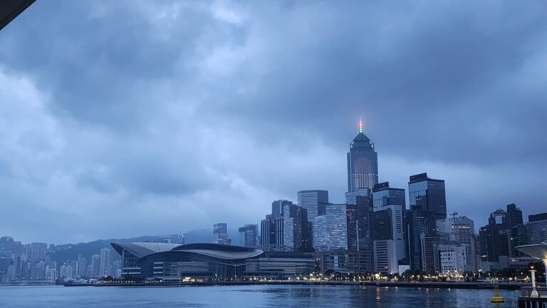 天文台取消黃色暴雨警告 本港天氣漸趨穩定