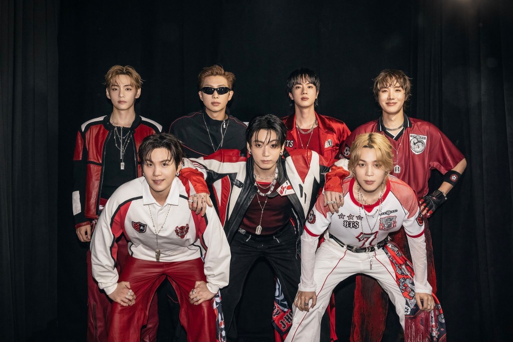 韓國天團BTS登上世界盃決賽中場表演舞台。