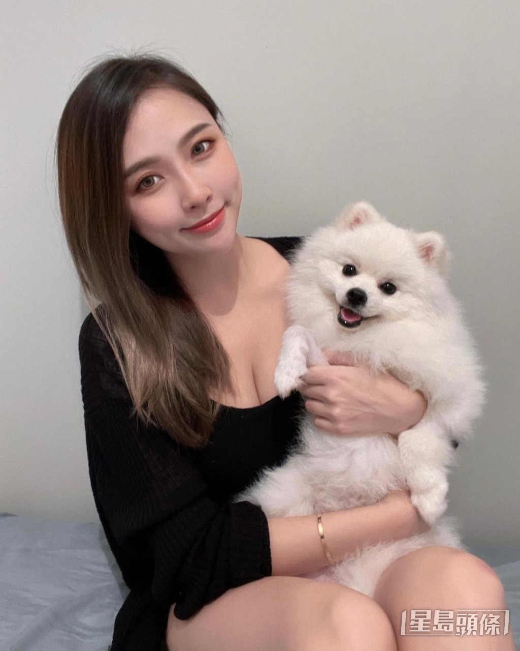 Angus透露其Instagram曾收過如小便影片、呻吟聲留言等滋擾。