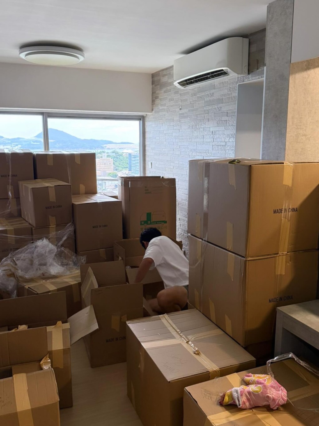 梁芷珮日前透露又準備要搬家。