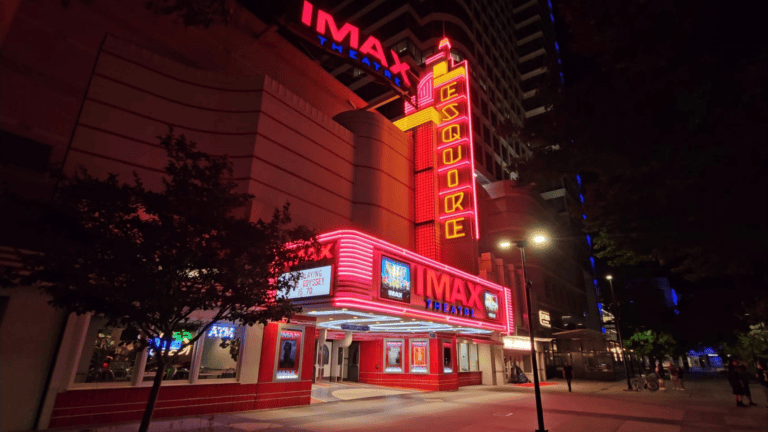 《奧德賽》IMAX 70毫米沙加緬度首影周末一票難求  AI年代巨幕菲林魅力仍難以取代｜細說燊語