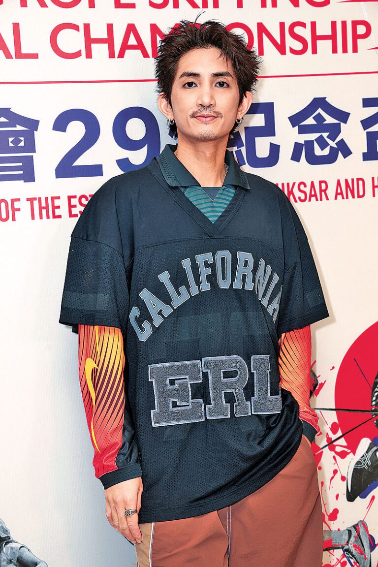 ■Lokman預告今年會有更多團歌。