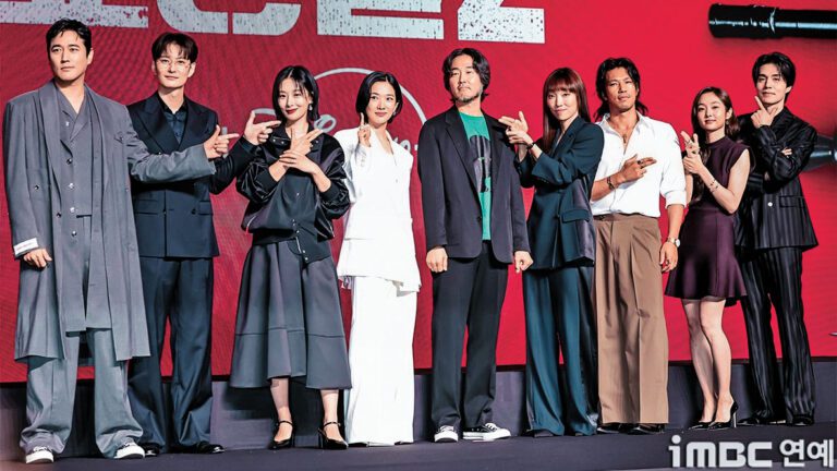■日本男星岡田將生（左二）和玄理（左三）等新加盟《殺人者2》。
