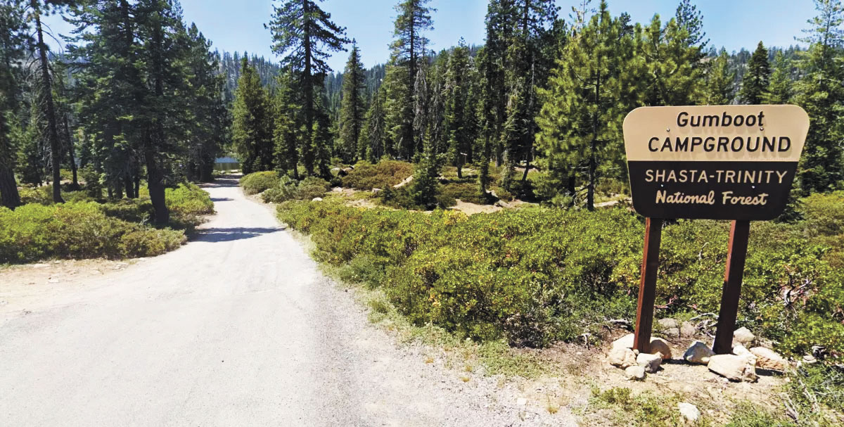 綁架事件發生在沙斯塔-三一國家森林(Shasta-Trinity National Forest)甘布特湖營地(Gumboot Lake Campground)。谷歌地圖